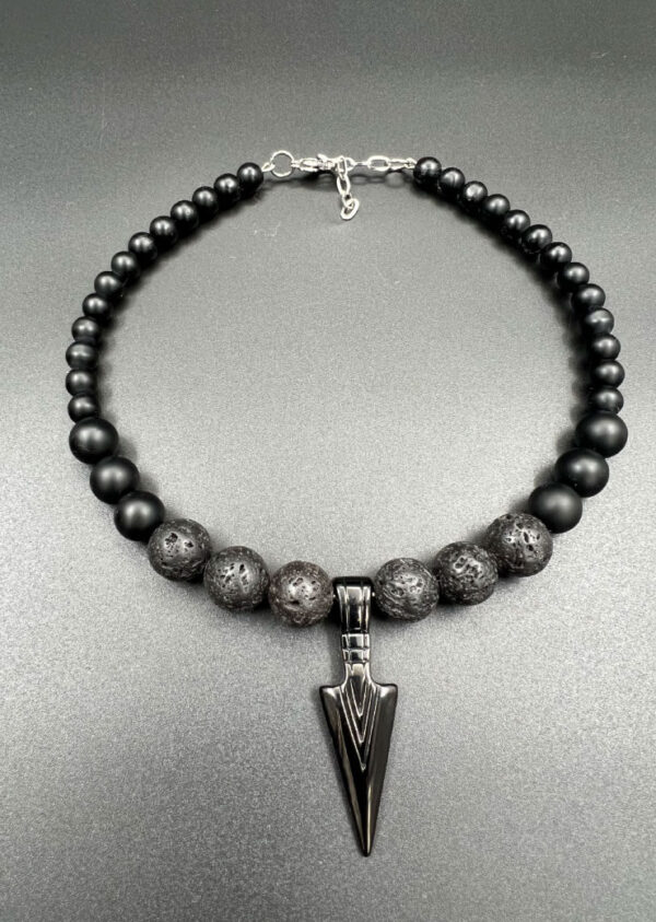 Blackspike necklace with lava stone
