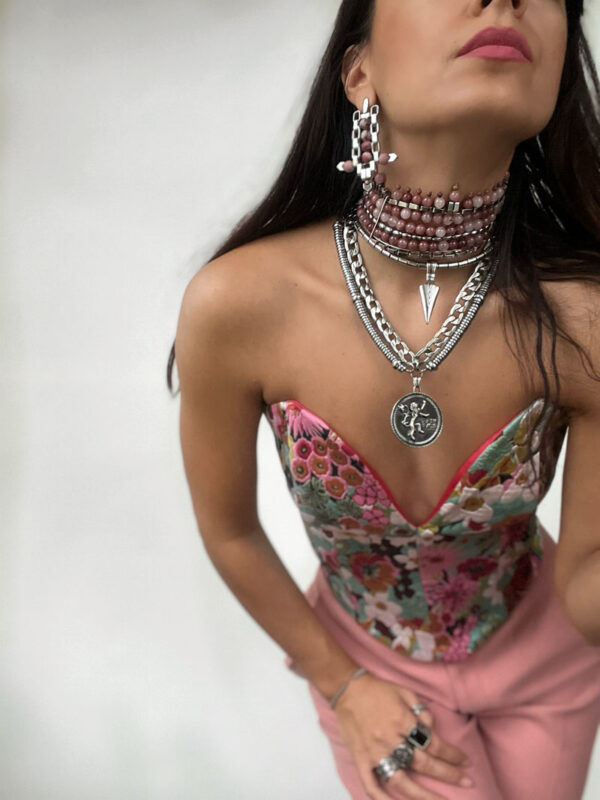 Double necklace with medallion - Image 4