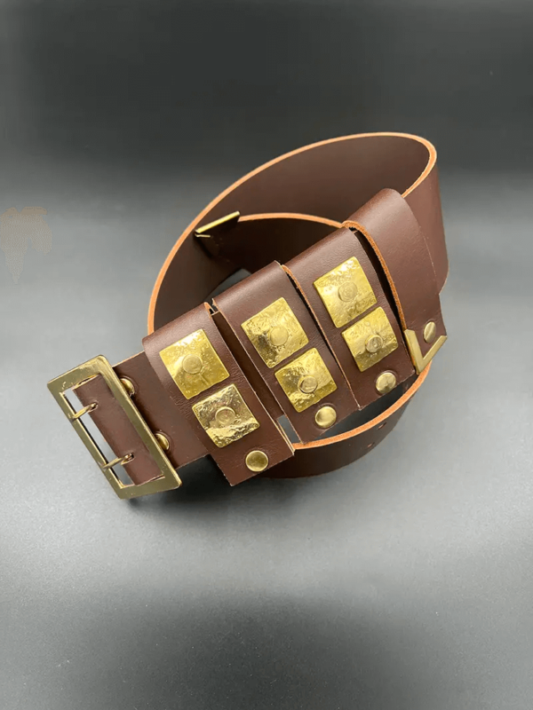 Cognac with cubes leather belt
