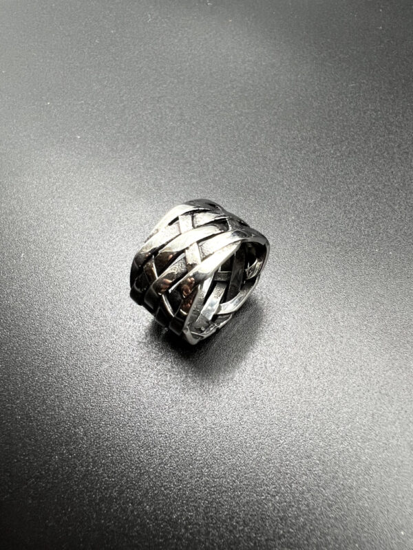 Braid ring